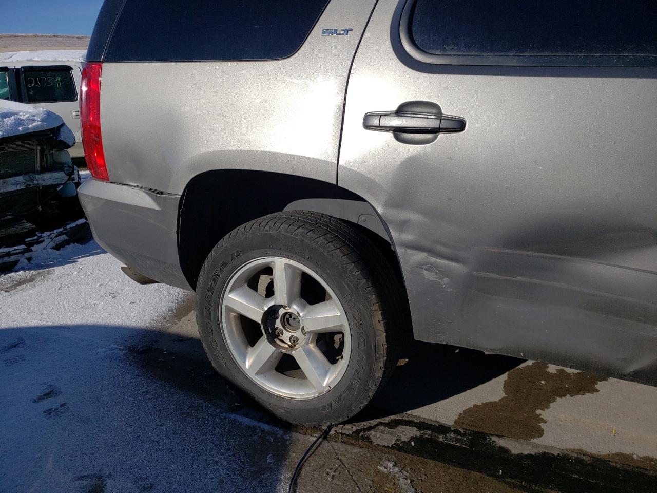 Photo 9 from auction – 2012 GMC YUKON SLT with VIN 1GKS2CE03CR300195