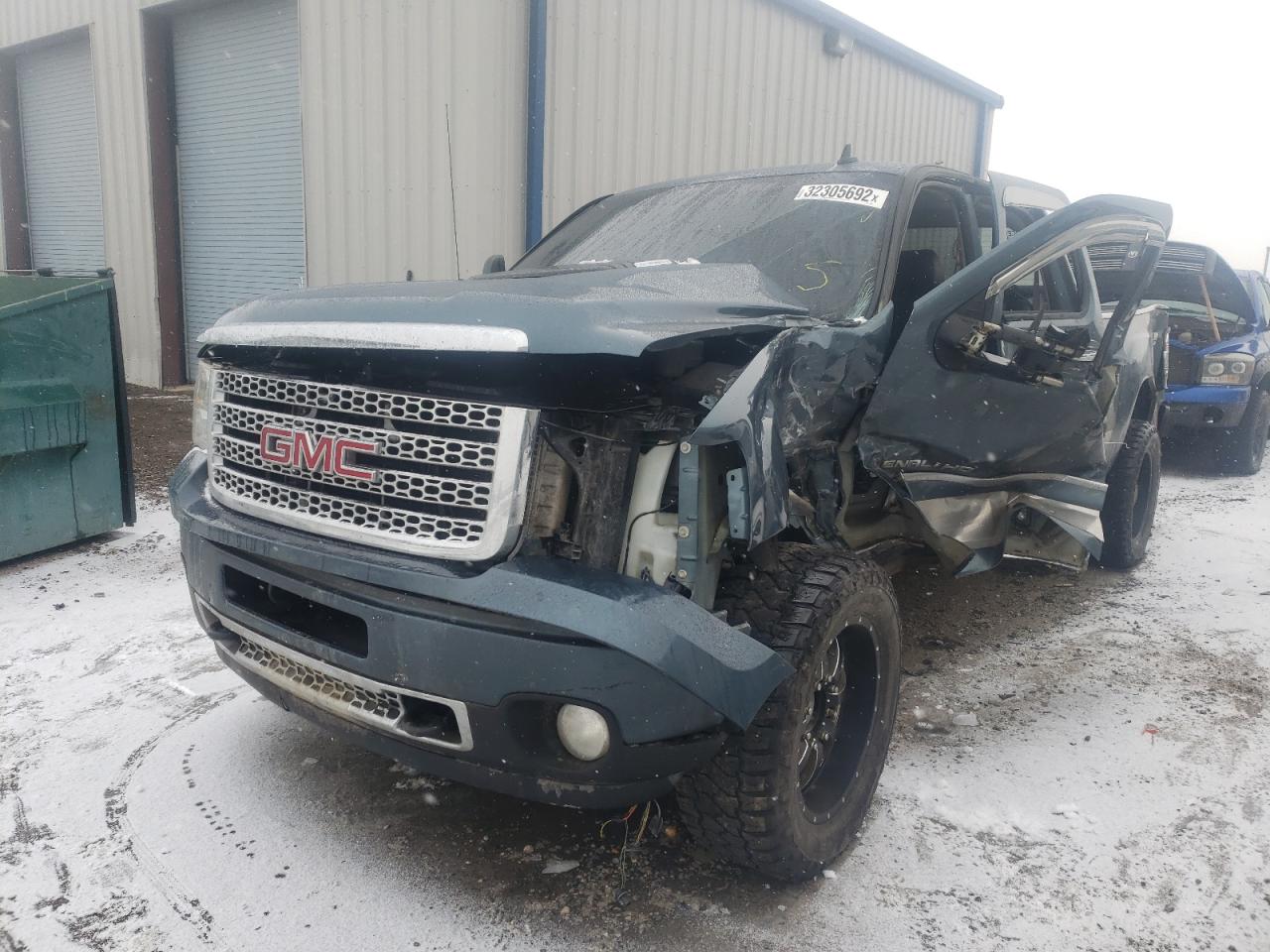 Photo 2 from auction – 2011 GMC SIERRA K25 with VIN 1GT125C85BF137352