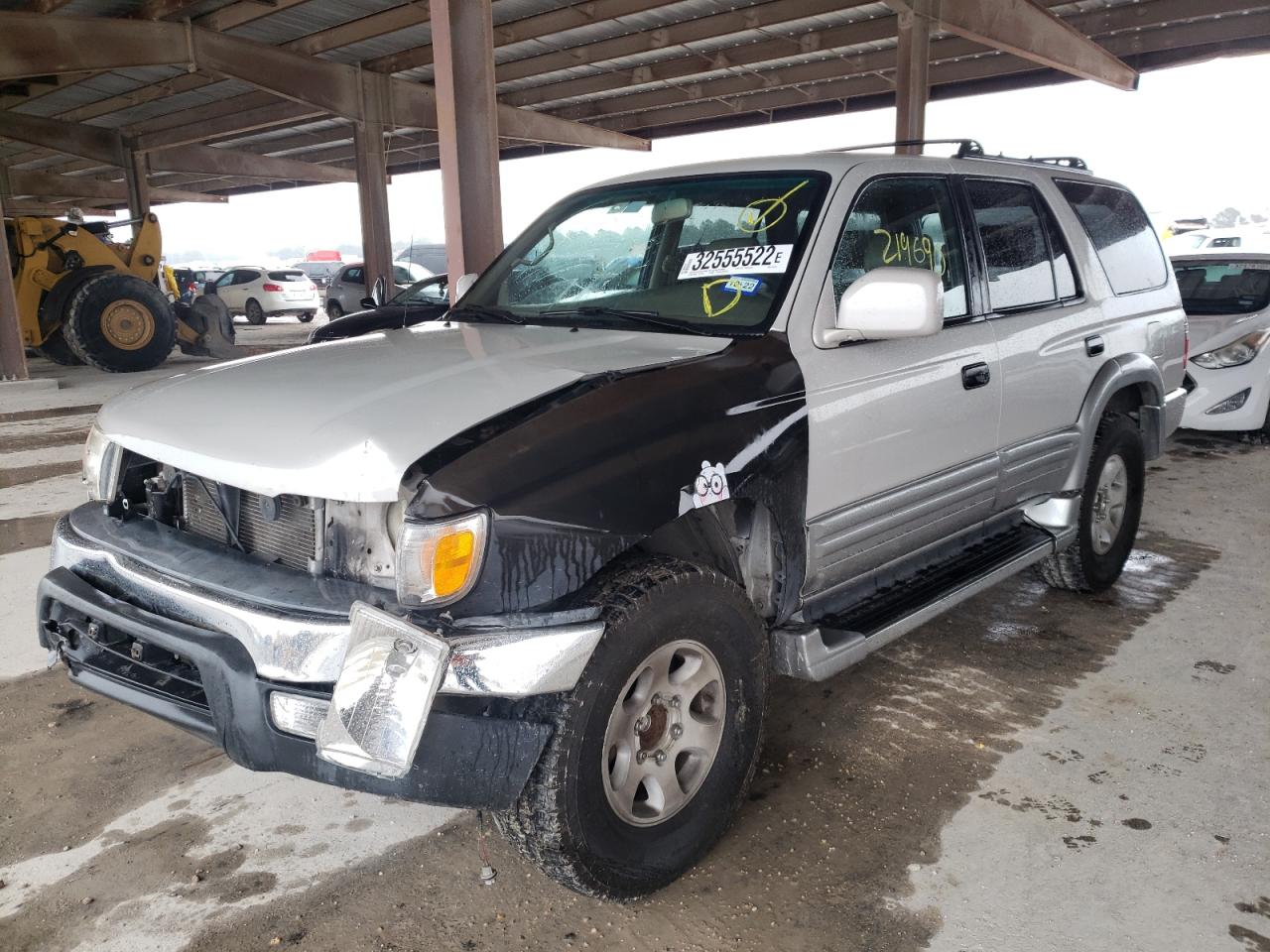 Photo 2 from auction – 2000 TOYOTA 4RUNNER with VIN JT3GM84R2Y0057553