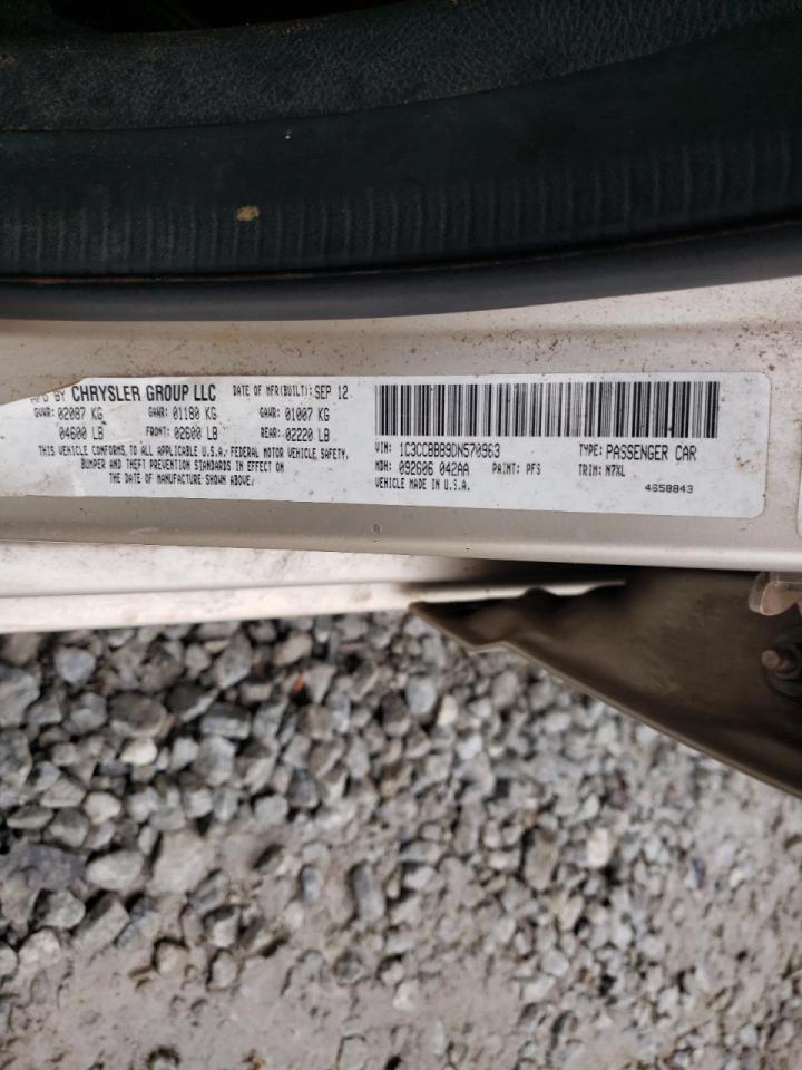 Photo 10 from auction – 2013 CHRYSLER 200 TOURIN with VIN 1C3CCBBB9DN570963