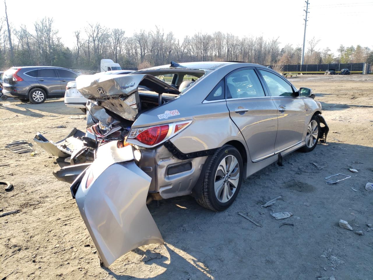 Photo 4 from auction – 2014 HYUNDAI SONATA HYB with VIN KMHEC4A42EA106324