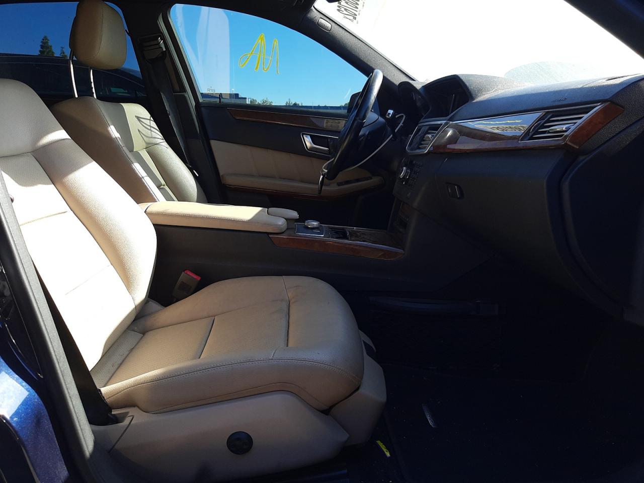 Photo 5 from auction – 2012 MERCEDES-BENZ E 350 BLUE with VIN WDDHF2EB1CA523894