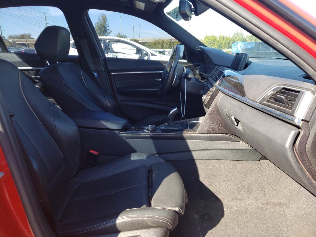 Photo 5 from auction – 2016 BMW 328 I SULE with VIN WBA8E9G55GNU27727