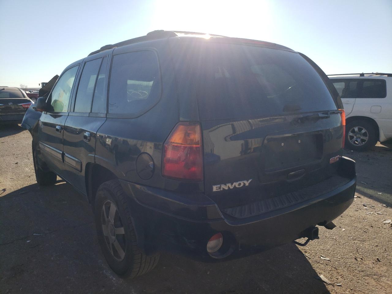 Photo 3 from auction – 2004 GMC ENVOY with VIN 1GKDS13S742297765