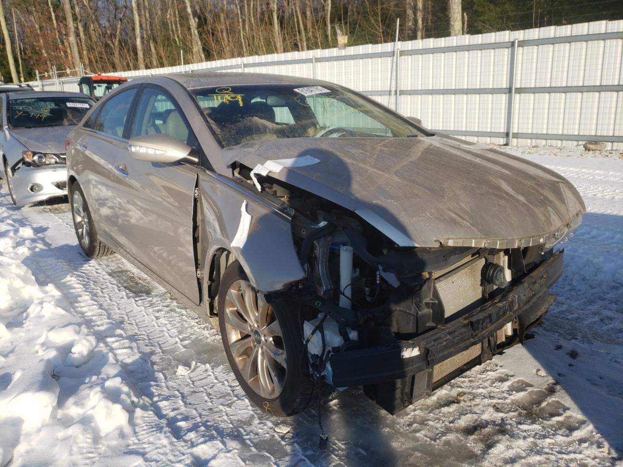 HYUNDAI SONATA 2011 with VIN 5NPEC4AB6BH233357 - Photo from auction