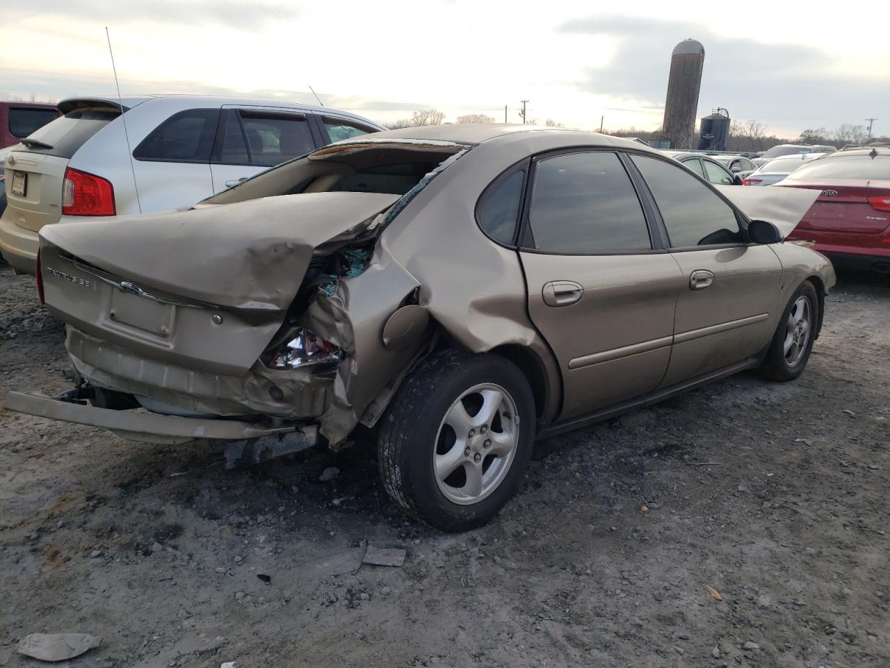 Photo 4 from auction – 2002 FORD TAURUS SE with VIN 1FAFP53292A178878