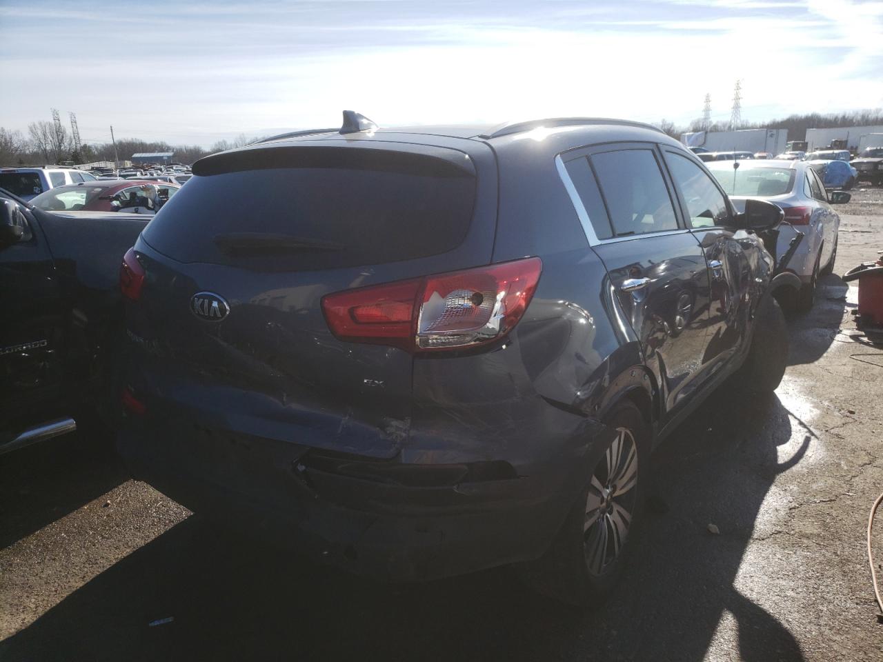 صورة رقم 4 من المزاد - 2015 KIA SPORTAGE E مع VIN KNDPCCAC8F7705130