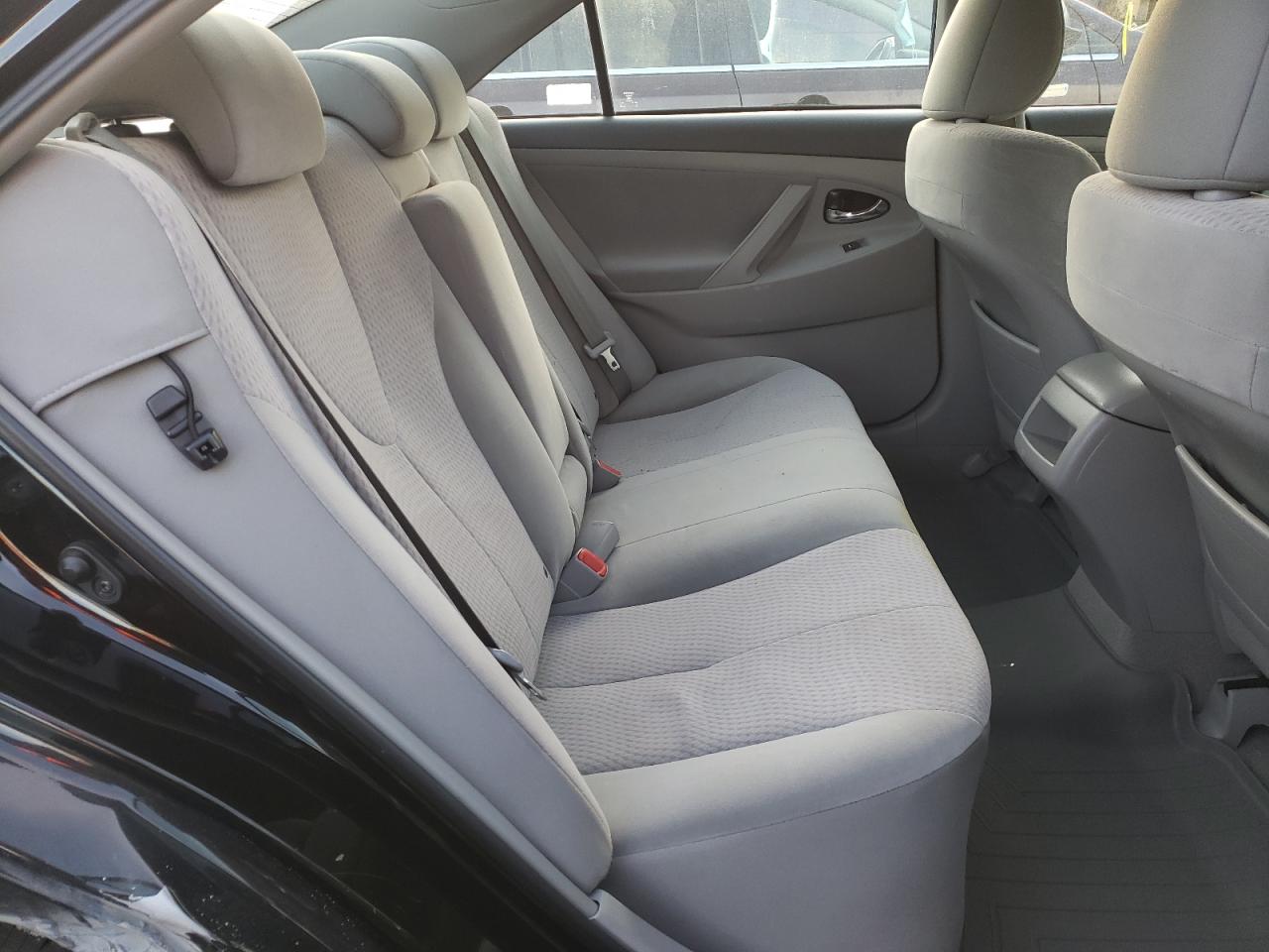 Photo 6 from auction – 2011 TOYOTA CAMRY BASE with VIN 4T4BF3EKXBR179339
