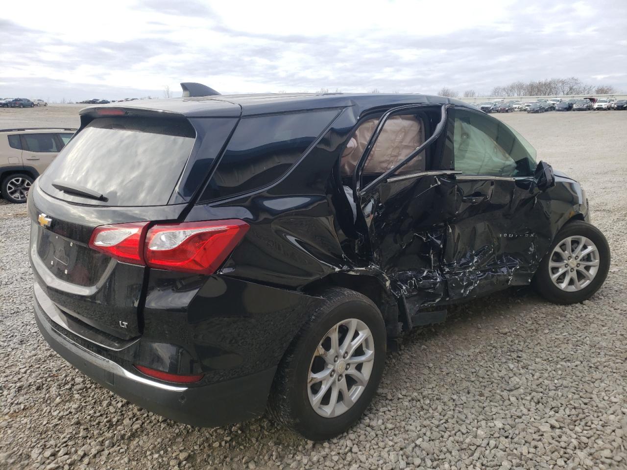 Photo 4 from auction – 2018 CHEVROLET EQUINOX LT with VIN 3GNAXJEV4JL260200