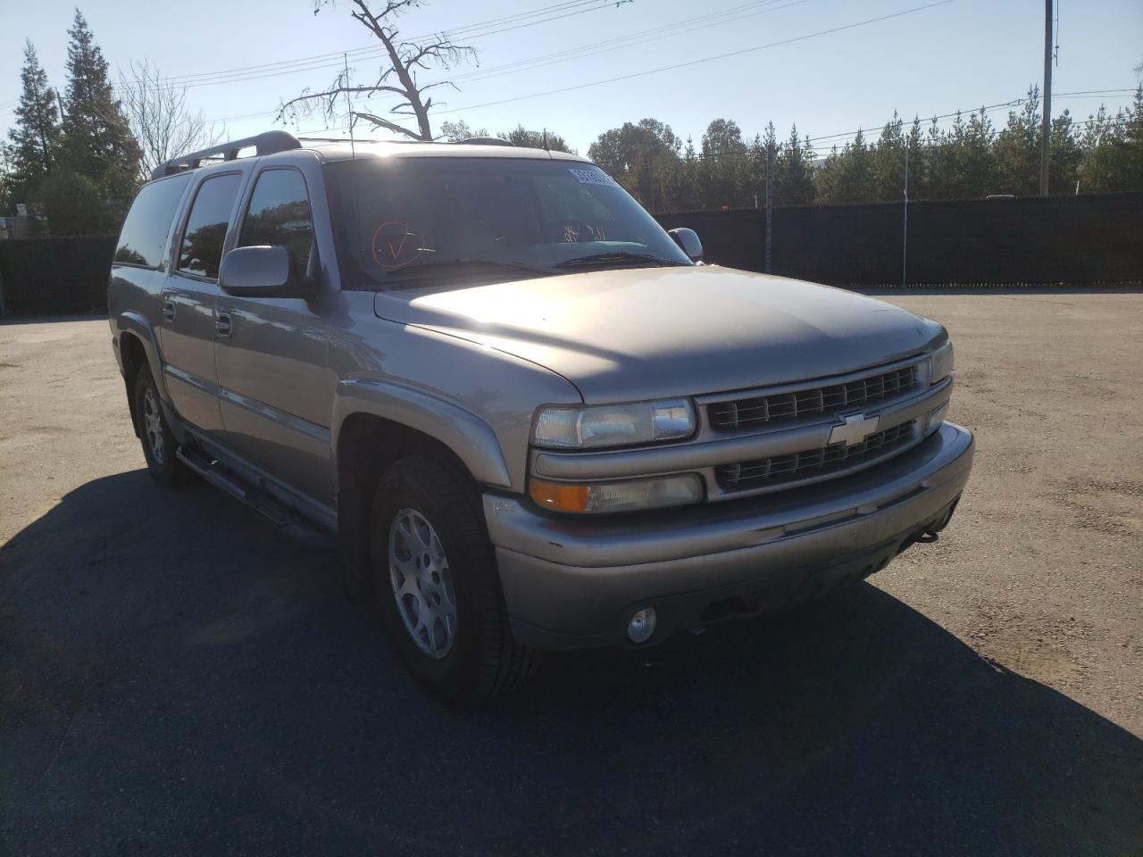 CHEVROLET SUBURBAN K 2002 with VIN 3GNFK16T82G243122 - Photo from auction