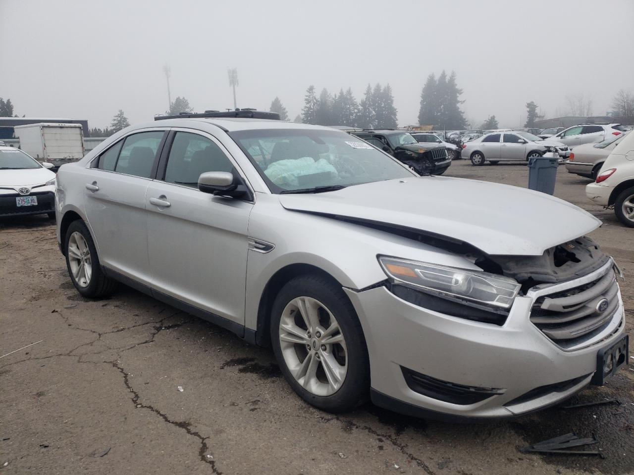 FORD TAURUS SEL 2016 with VIN 1FAHP2E83GG109519 - Photo from auction