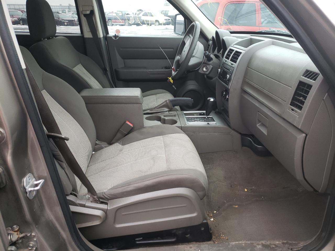 Photo 5 from auction – 2007 DODGE NITRO SXT with VIN 1D8GU28K37W706926