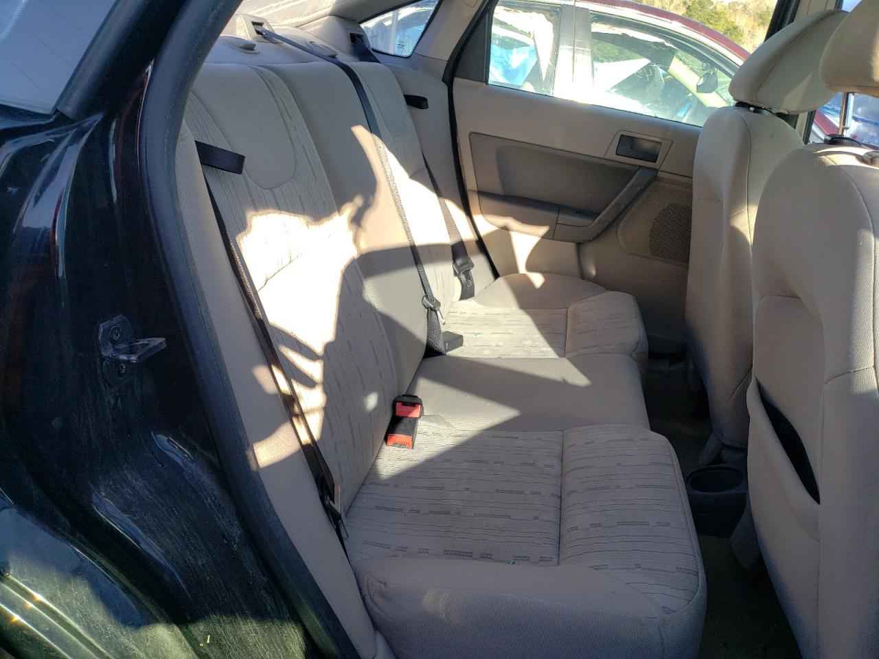 Photo 6 from auction – 2008 FORD FOCUS SE with VIN 1FAHP35N98W157500