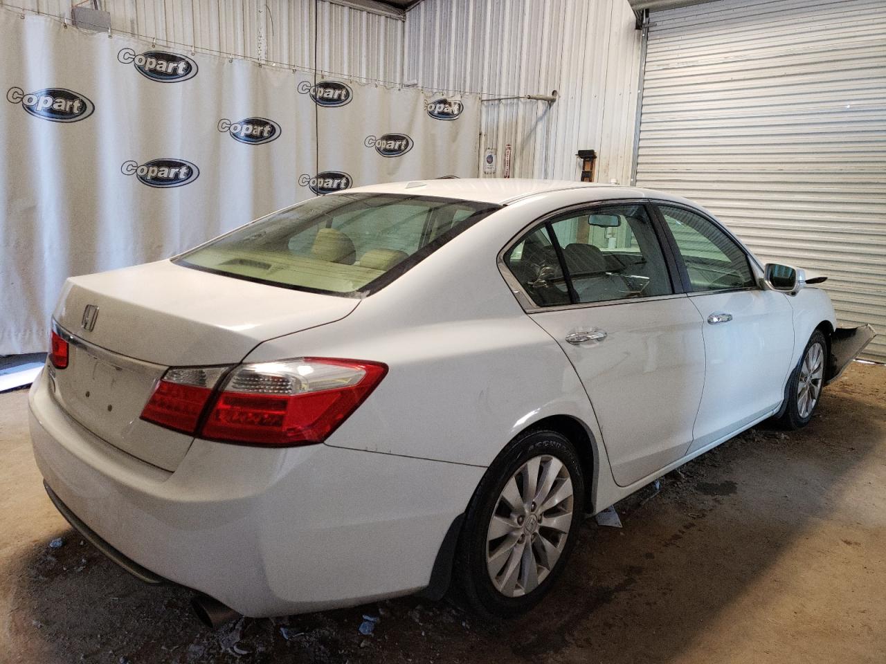 Photo 4 from auction – 2013 HONDA ACCORD EXL with VIN 1HGCR2F80DA190878