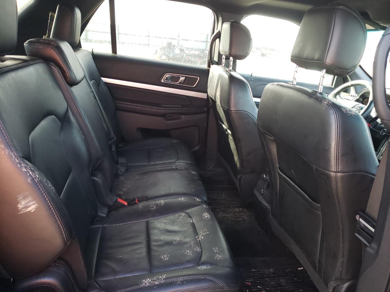 Photo 6 from auction – 2017 FORD EXPLORER X with VIN 1FM5K8DH1HGA33750