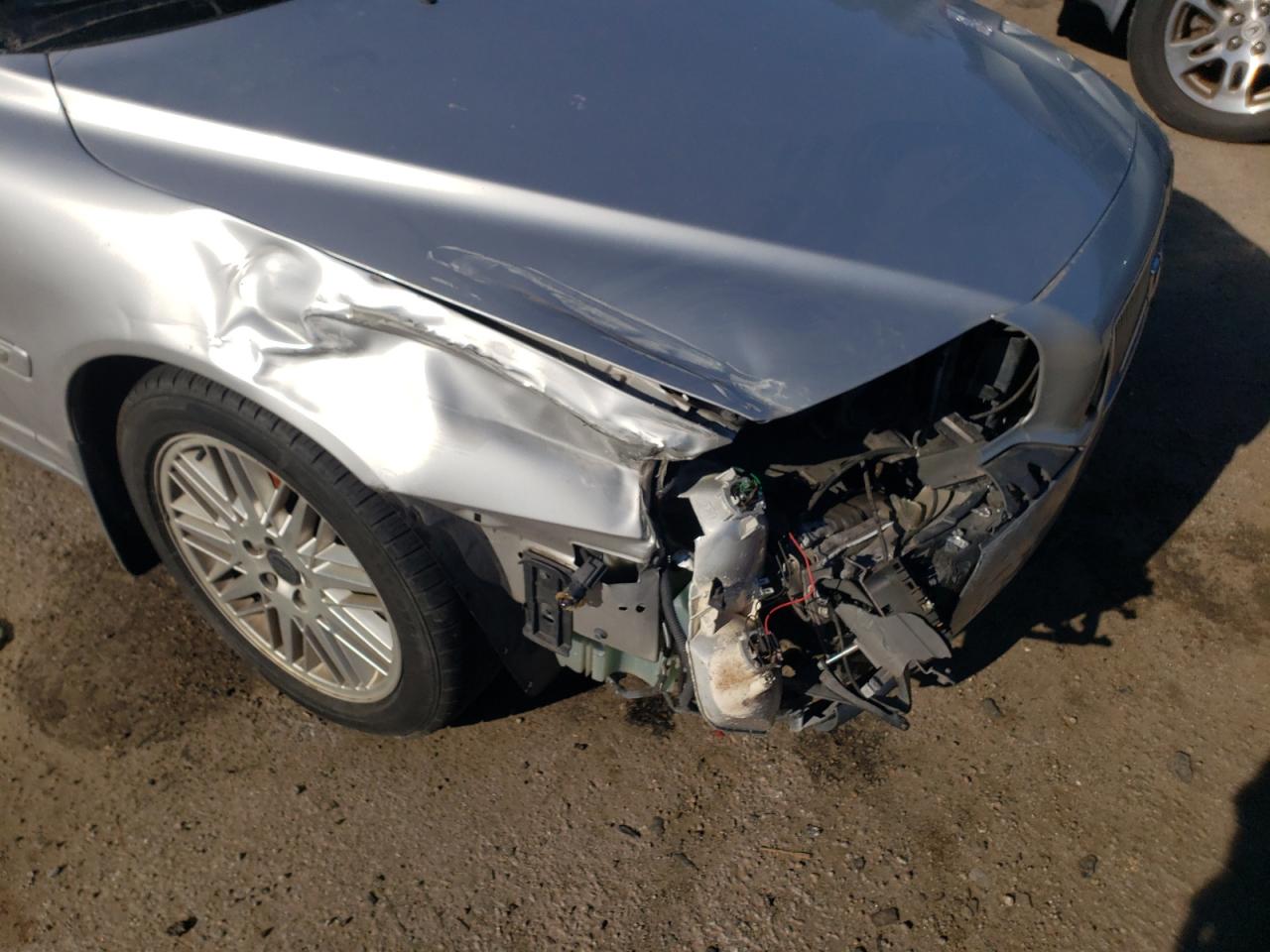 Photo 9 from auction – 2003 VOLVO S80 with VIN YV1TS92D031297419