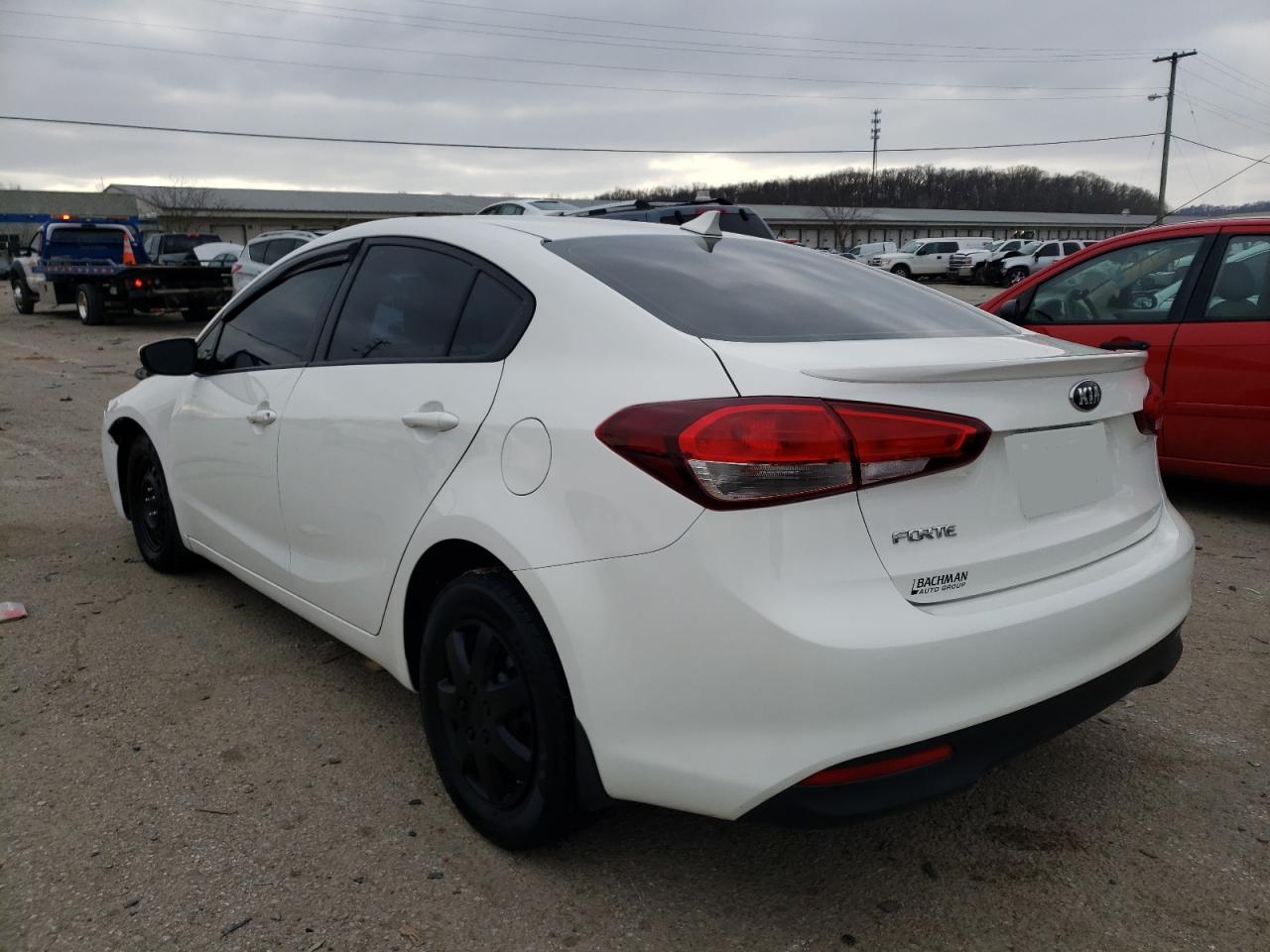 Photo 3 from auction – 2017 KIA FORTE LX with VIN 3KPFK4A72HE019711