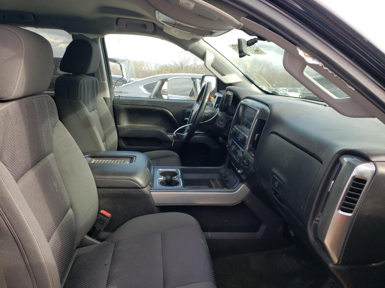 Photo 5 from auction – 2016 CHEVROLET SILVERADO with VIN 3GCUKREC5GG345534