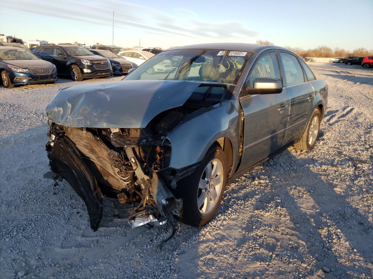 Photo 2 from auction – 2005 FORD FIVE HUNDR with VIN 1FAFP24175G165147