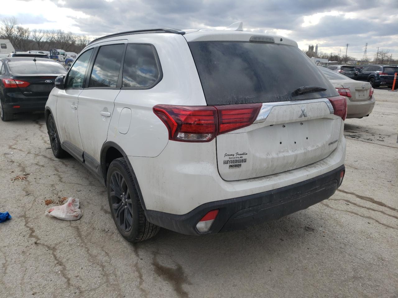 Photo 3 from auction – 2019 MITSUBISHI OUTLANDER with VIN JA4AD3A37KZ032827
