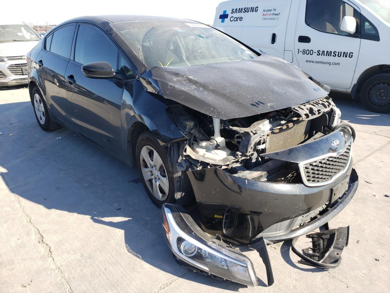KIA FORTE LX 2017 with VIN 3KPFK4A71HE050917 - Photo from auction