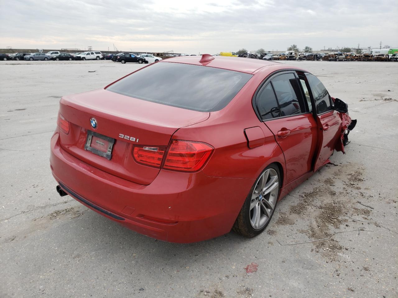 Photo 4 from auction – 2015 BMW 328 I with VIN WBA3A5G59FNS89123