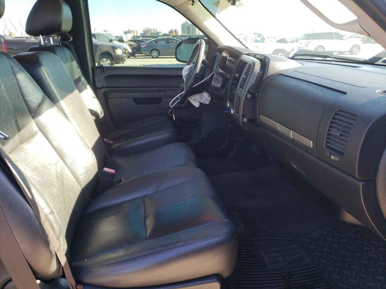 Photo 5 from auction – 2012 CHEVROLET SILVERADO with VIN 1GCRCSE01CZ238488