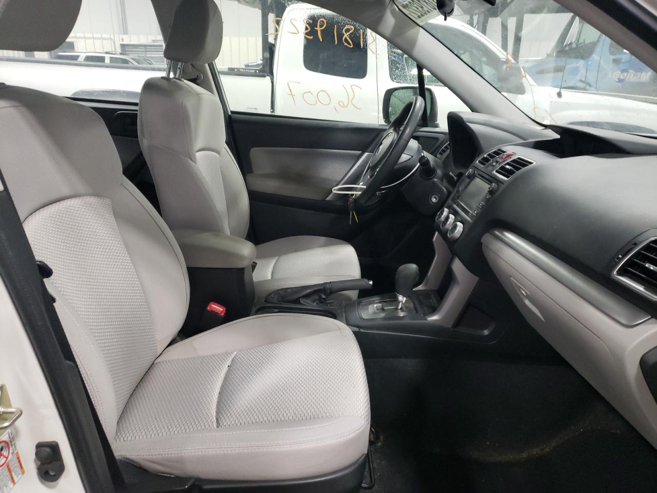 Photo 5 from auction – 2017 SUBARU FORESTER 2 with VIN JF2SJABC7HH803633