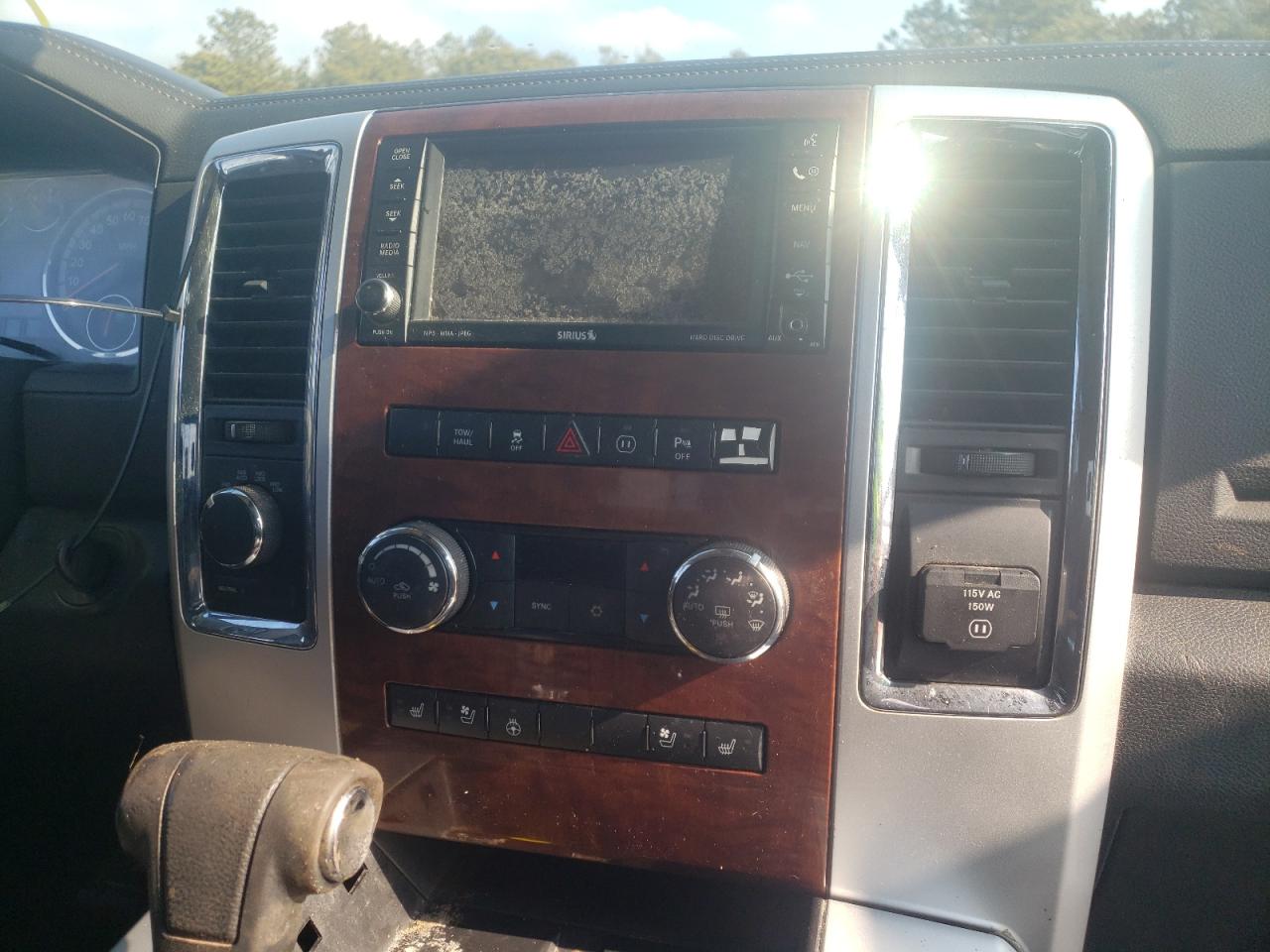 Photo 9 from auction – 2010 DODGE RAM 1500 with VIN 1D7RV1CT8AS117874