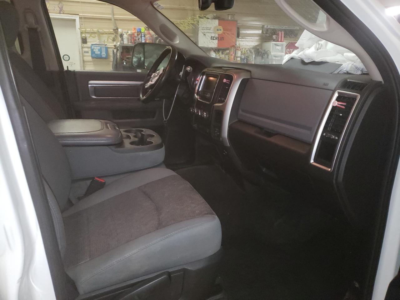Zdjęcie 5 z aukcji – 2013 RAM 2500 SLT z VIN 3C6TR5JT5DG610526
