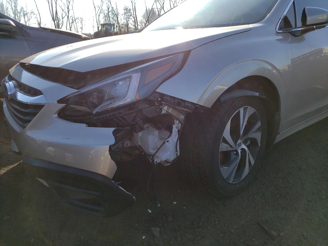 Photo 9 from auction – 2020 SUBARU LEGACY PRE with VIN 4S3BWAC63L3021697