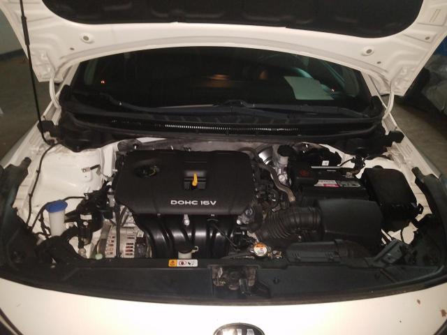 Photo 7 from auction – 2017 KIA FORTE LX with VIN 3KPFK4A74HE049194