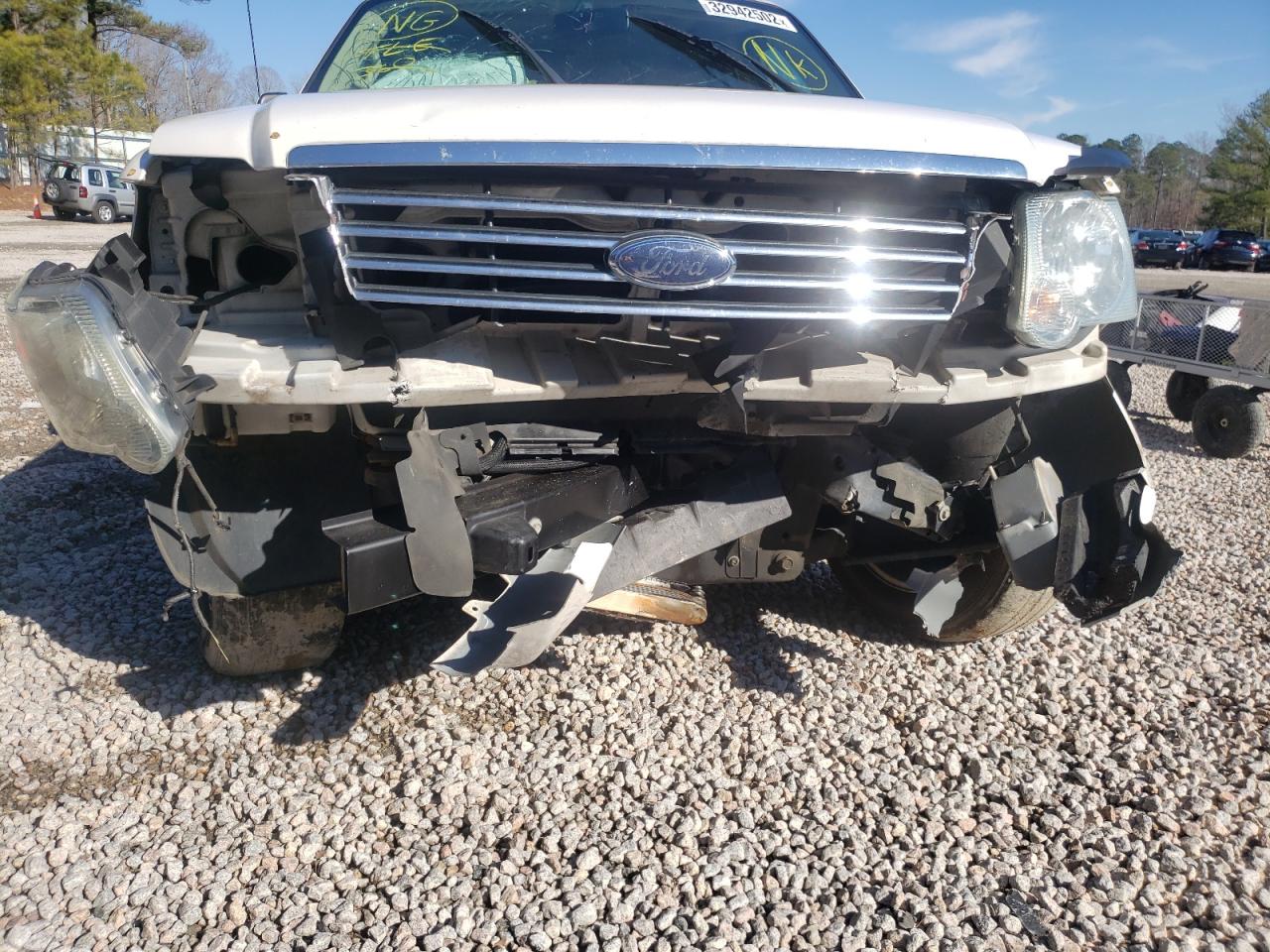 Foto 9 de la subasta – 2010 FORD EXPLORER L con VIN 1FMEU7F81AUA83928