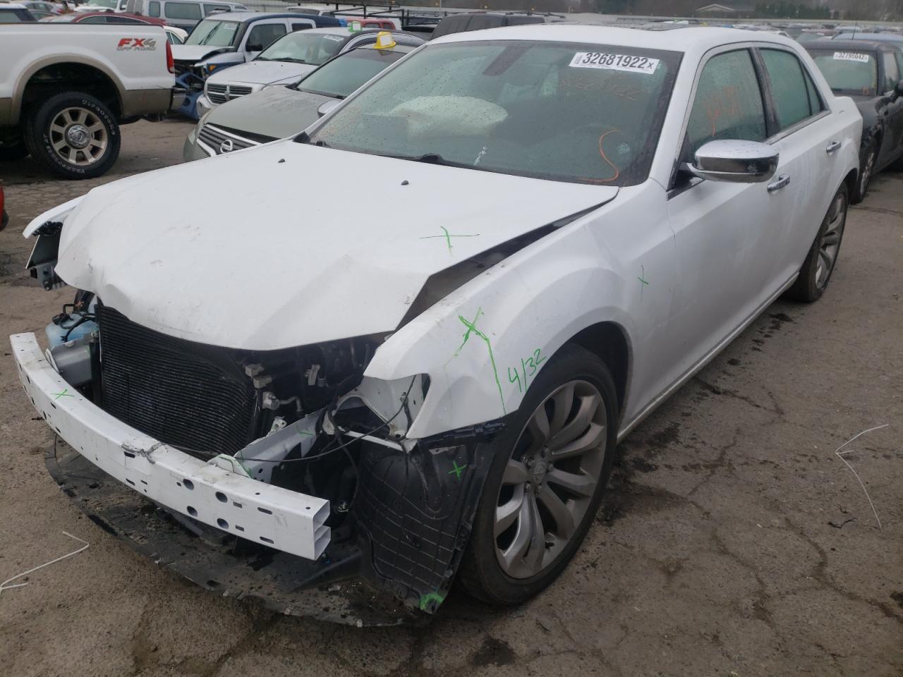 Photo 2 from auction – 2019 CHRYSLER 300 LIMITE with VIN 2C3CCAEGXKH609535