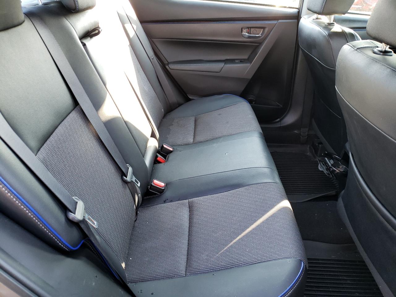 Photo 6 from auction – 2017 TOYOTA COROLLA L with VIN 2T1BURHE9HC950201