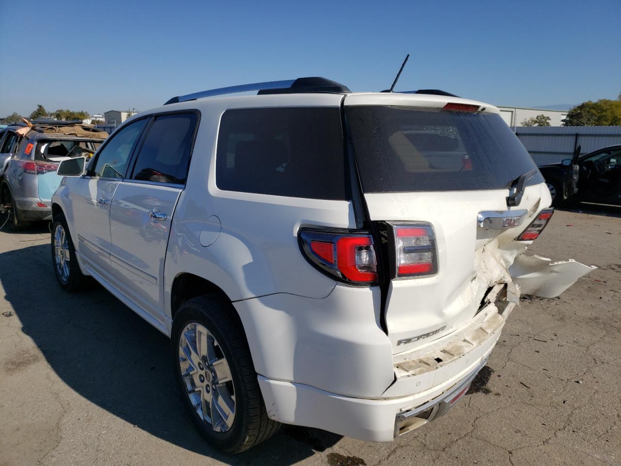 Photo 3 from auction – 2014 GMC ACADIA DEN with VIN 1GKKVTKD2EJ179482