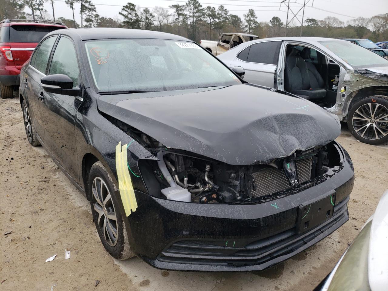 VOLKSWAGEN JETTA SE 2017 with VIN 3VWDB7AJ8HM362093 - Photo from auction