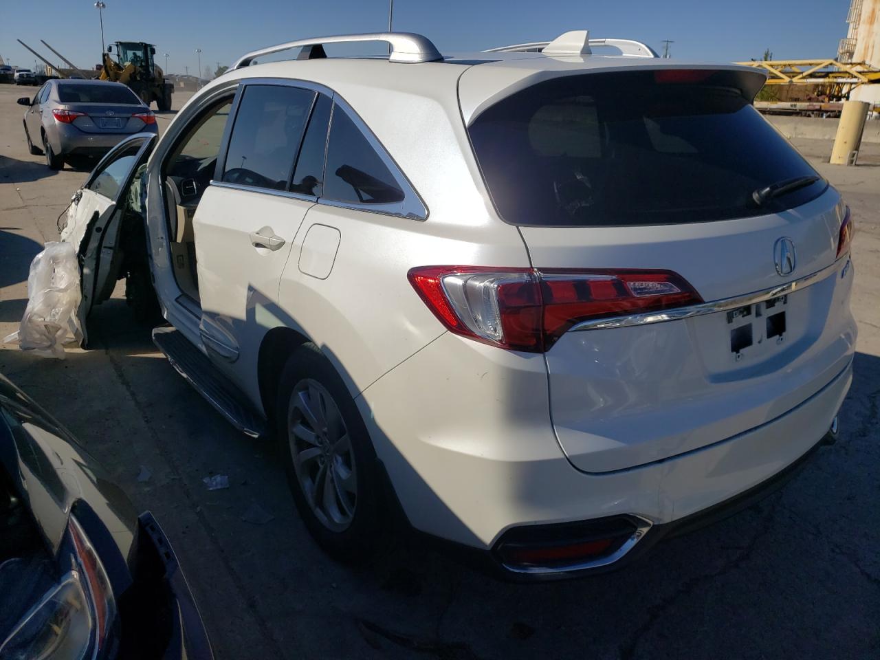 Photo 3 from auction – 2018 ACURA RDX TECHNO with VIN 5J8TB3H5XJL003773