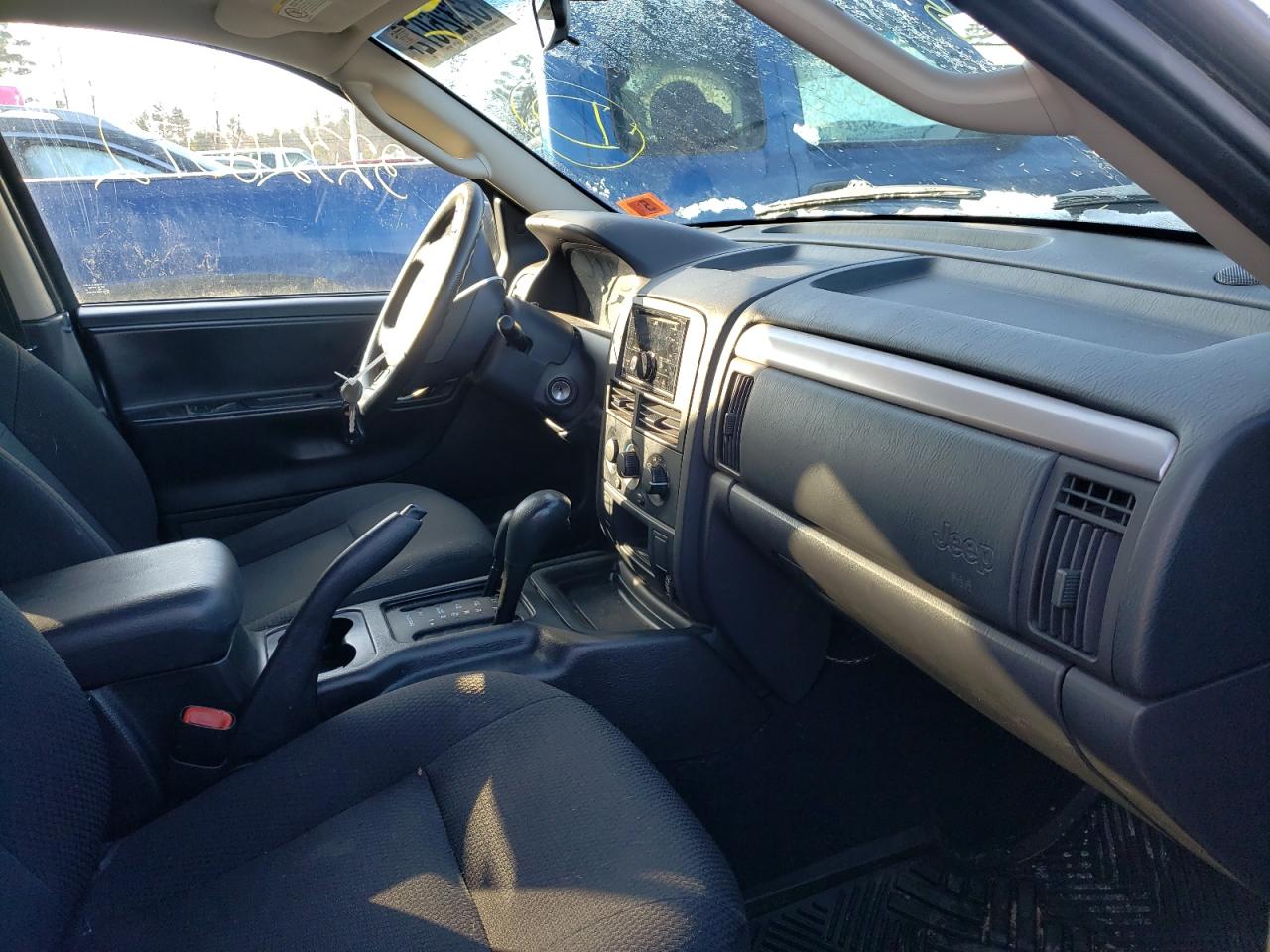 Photo 5 from auction – 2004 JEEP GRAND CHER with VIN 1J4GW48S94C244433