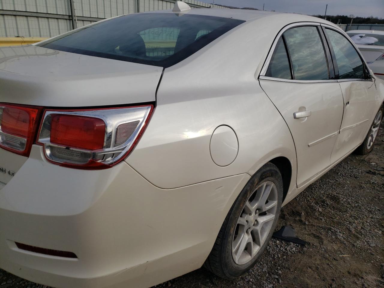 Photo 9 from auction – 2014 CHEVROLET MALIBU 1LT with VIN 1G11C5SL4EU149875