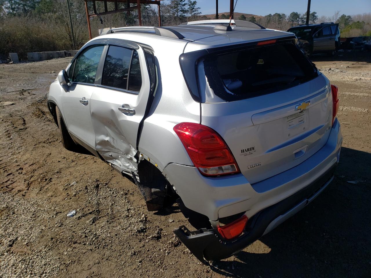 Photo 3 from auction – 2020 CHEVROLET TRAX 1LT with VIN KL7CJLSB0LB016957