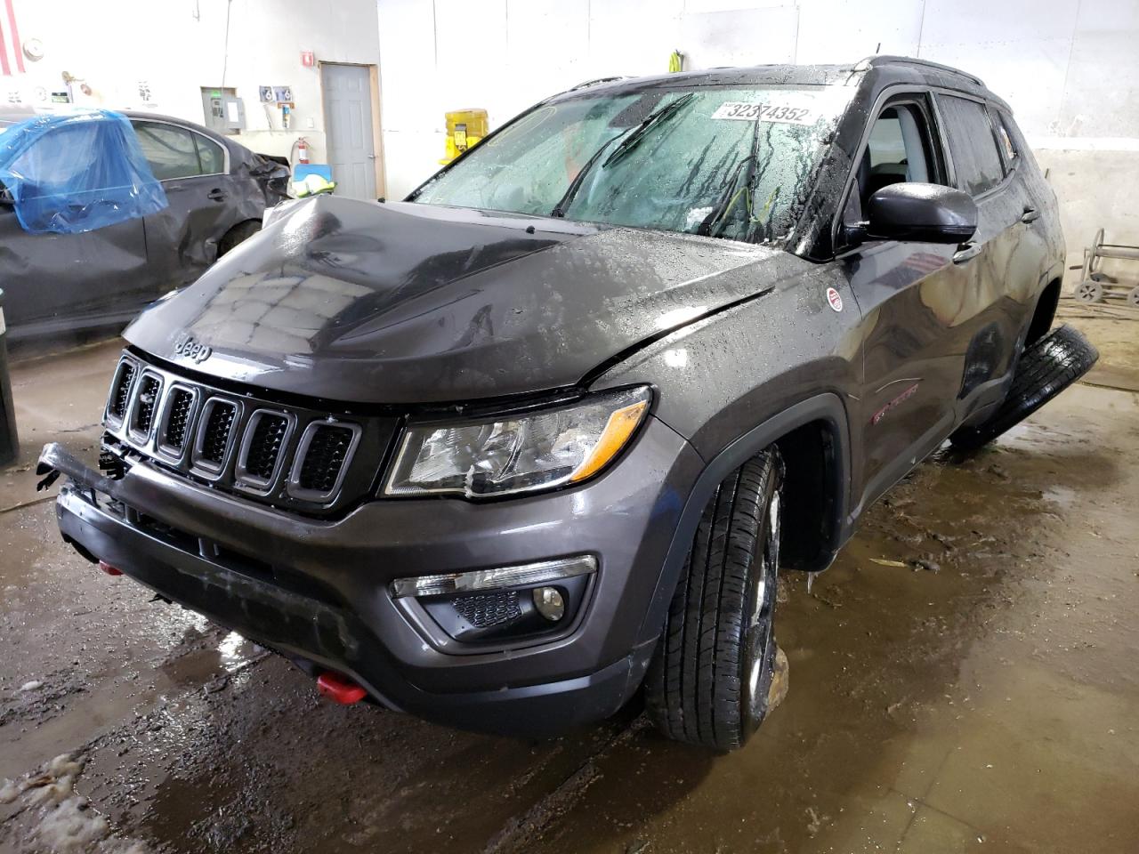 Photo 2 from auction – 2018 JEEP COMPASS TR with VIN 3C4NJDDBXJT174846