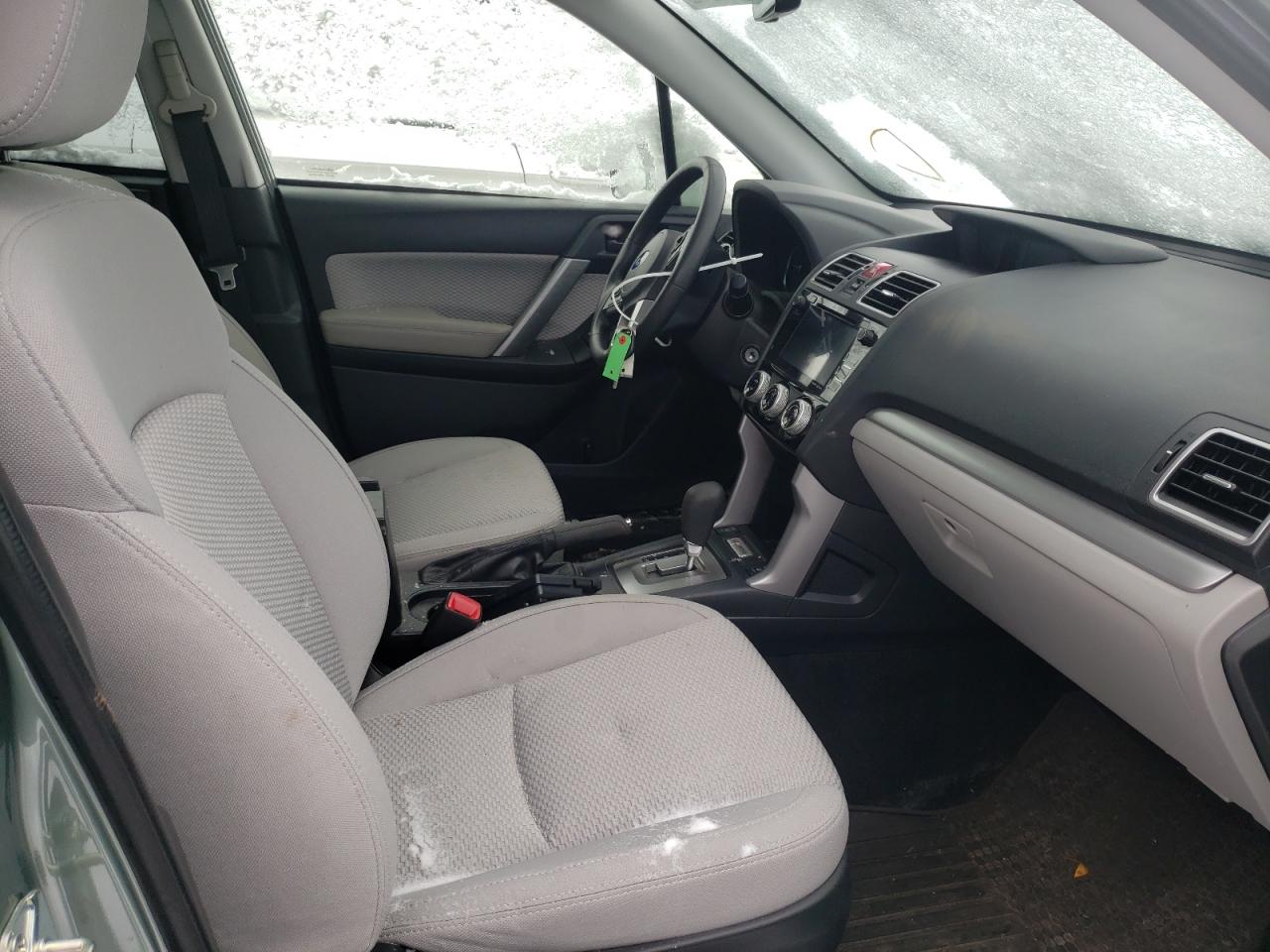 Photo 5 from auction – 2018 SUBARU FORESTER 2 with VIN JF2SJAGC0JH522398