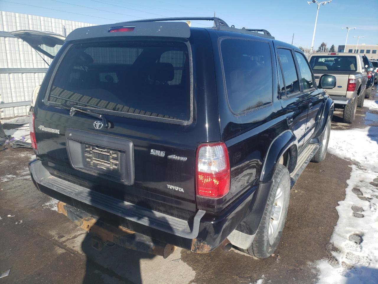 Photo 4 from auction – 2001 TOYOTA 4RUNNER SR with VIN JT3HN86R910355943