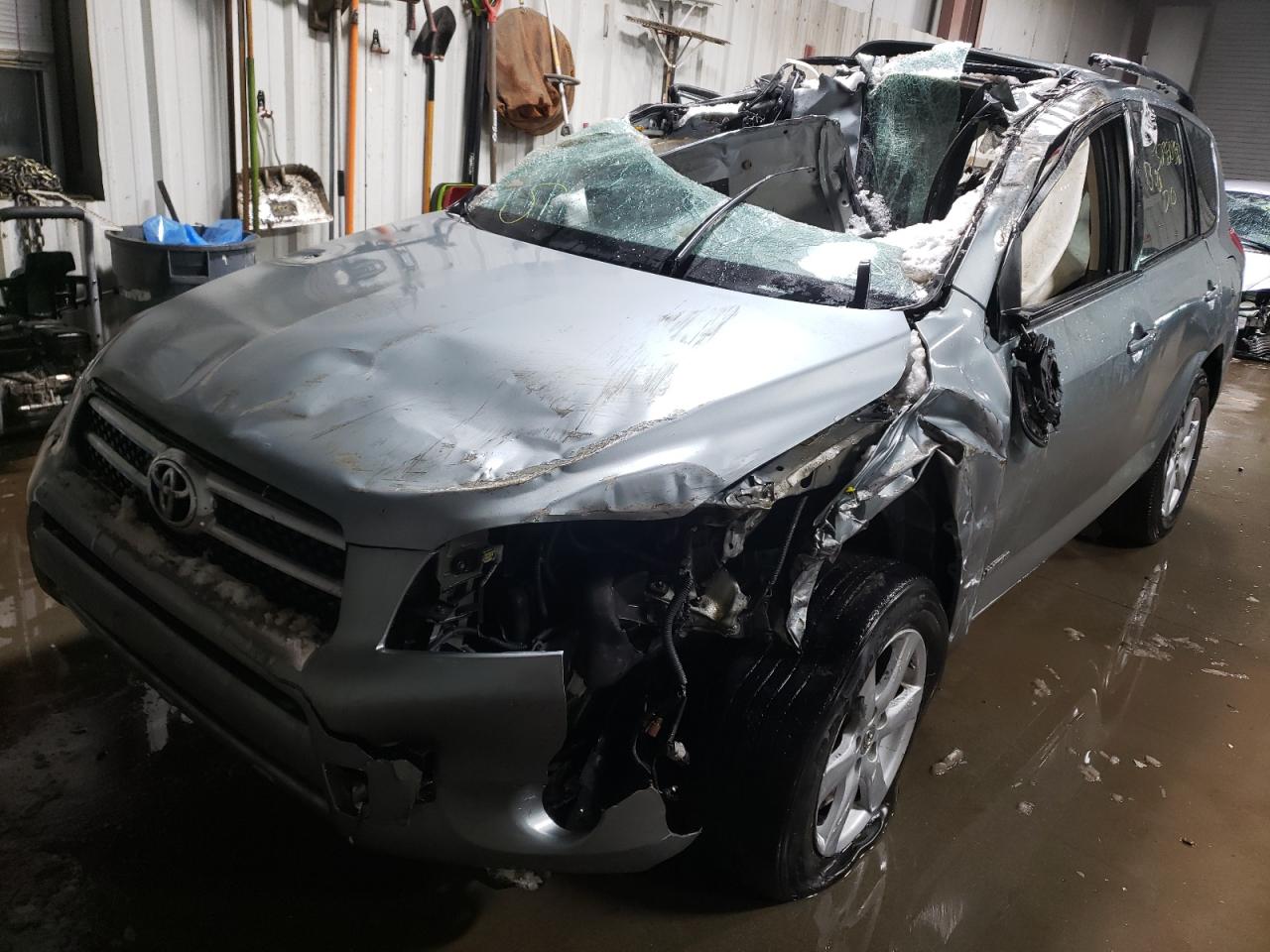 Photo 2 from auction – 2008 TOYOTA RAV4 LIMIT with VIN JTMZD31V086062725