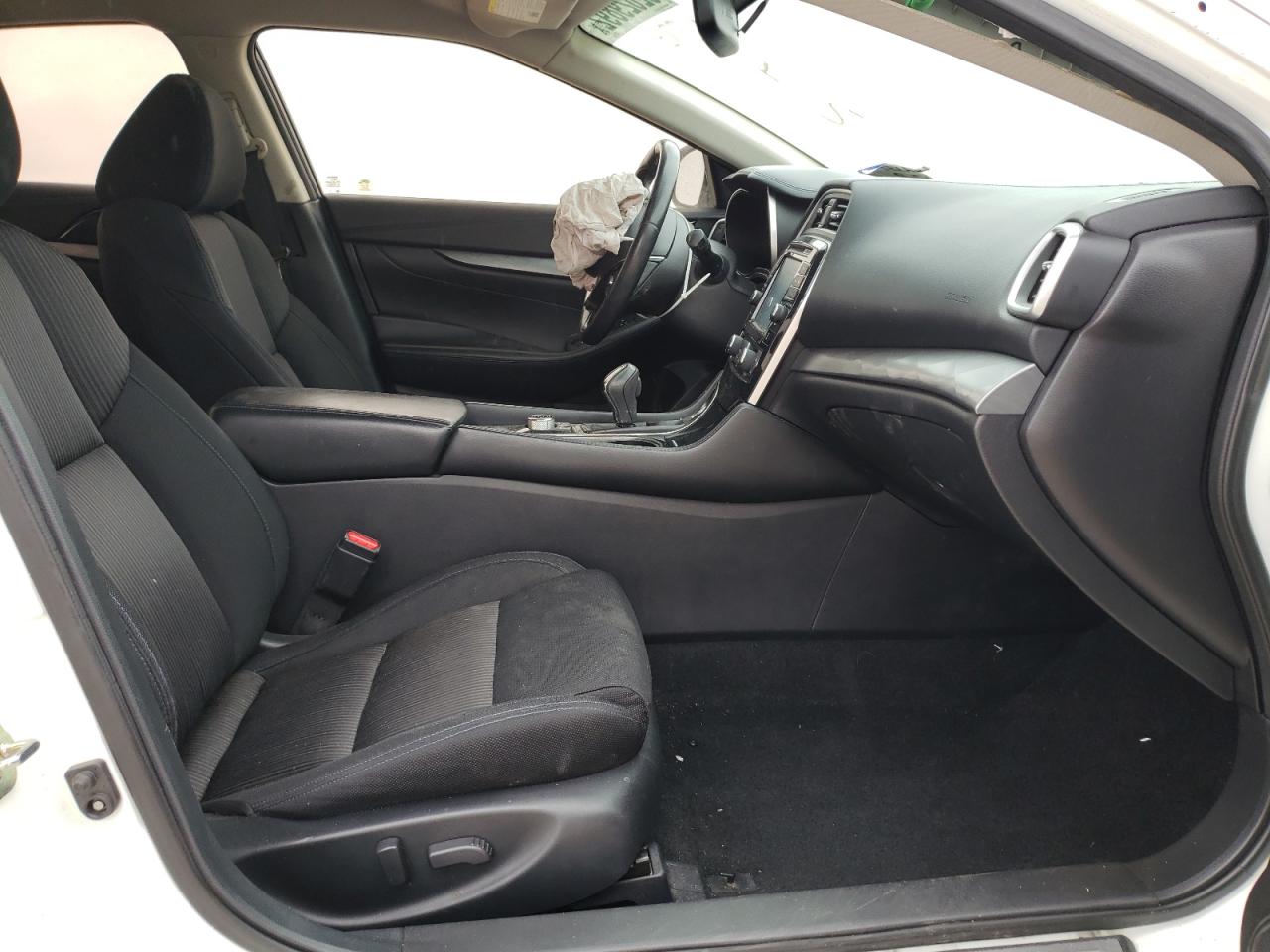 Photo 5 from auction – 2017 NISSAN MAXIMA 3.5 with VIN 1N4AA6AP0HC415383