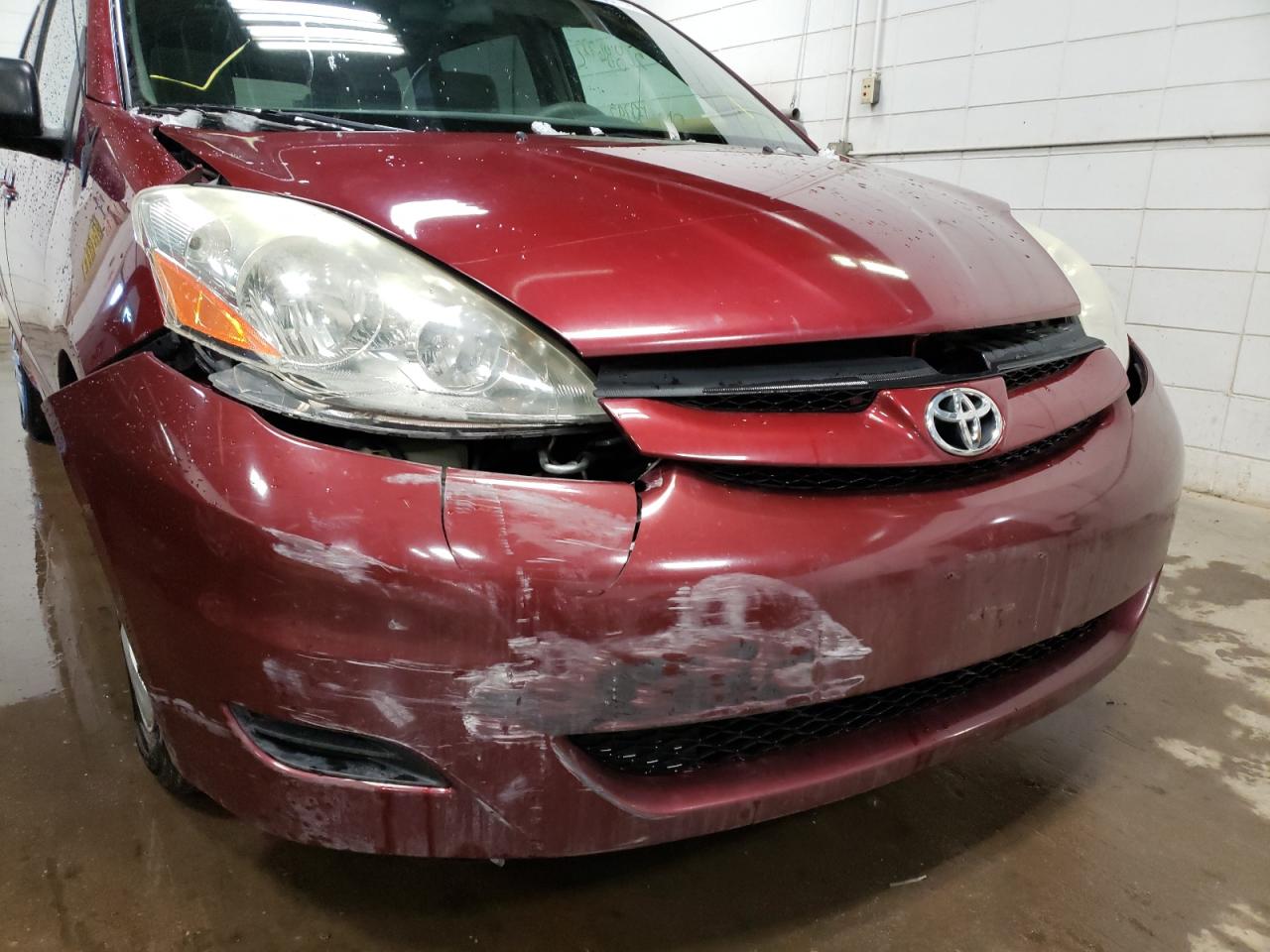 Photo 9 from auction – 2006 TOYOTA SIENNA CE with VIN 5TDZA23C56S440808