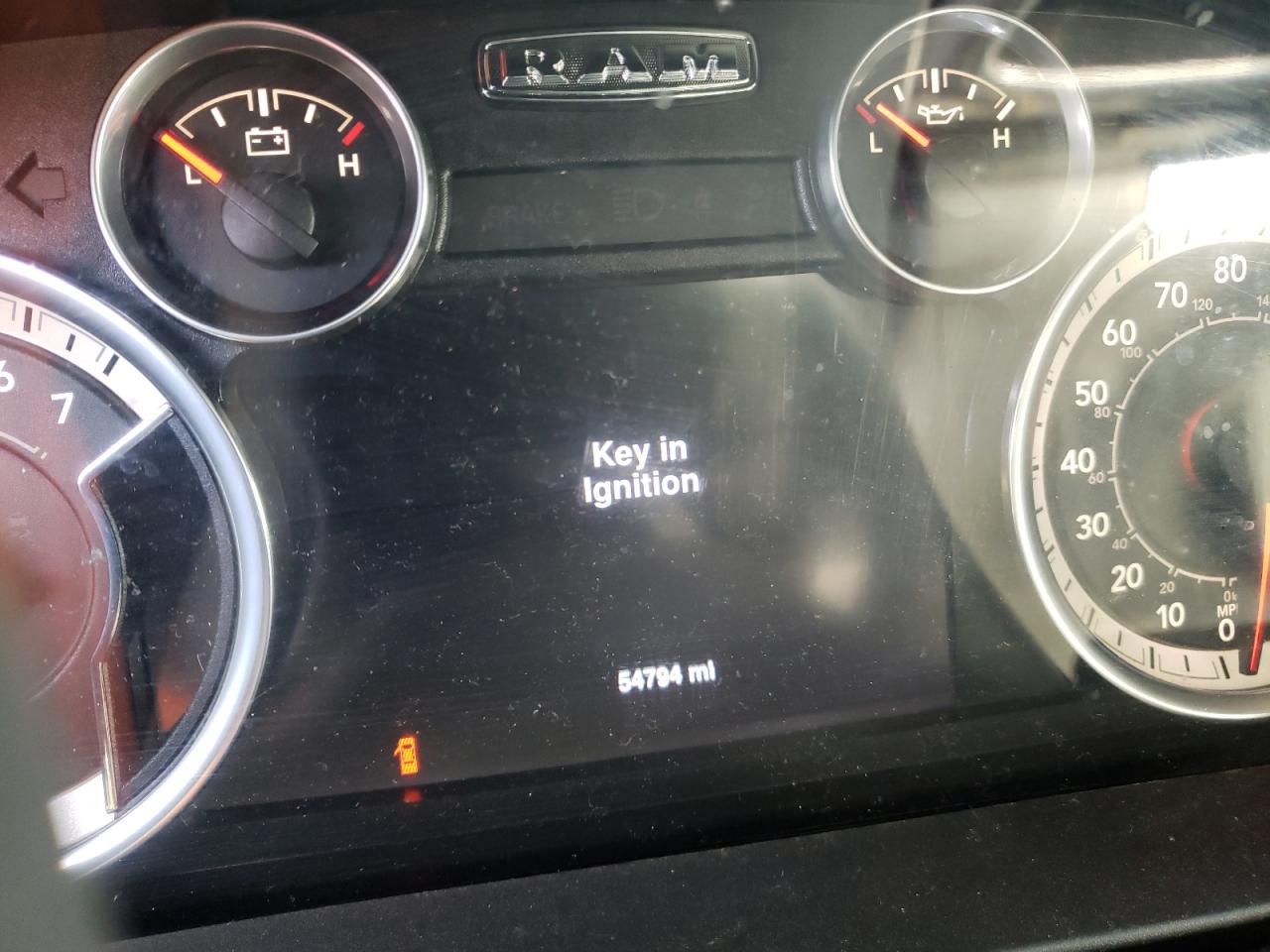 Photo 8 from auction – 2016 RAM 1500 SLT with VIN 3C6RR7LT2GG376899