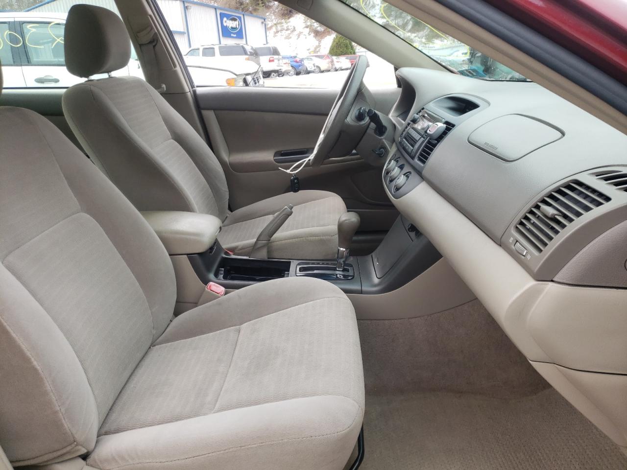 Photo 5 from auction – 2005 TOYOTA CAMRY LE with VIN 4T1BE30K85U063467