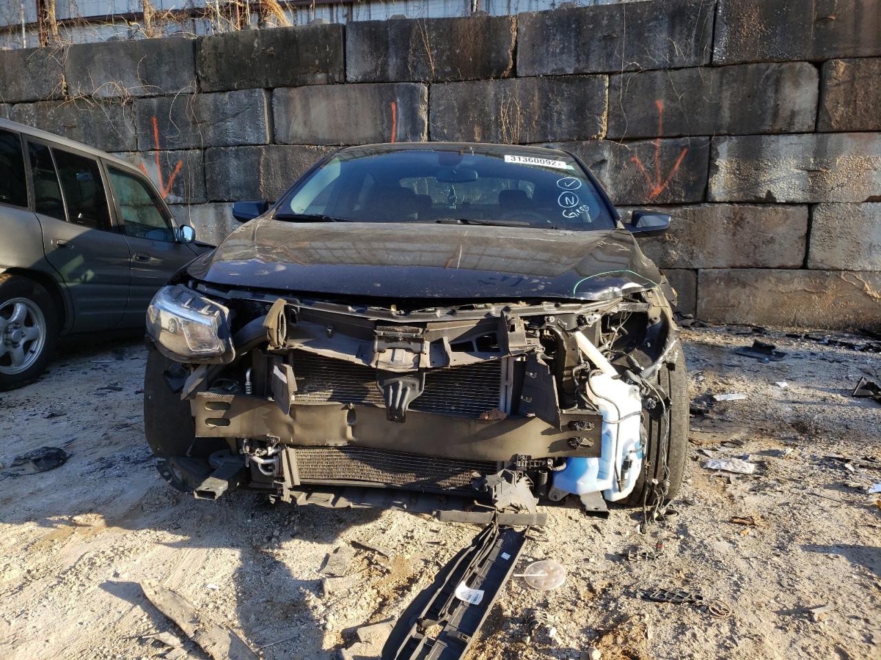 Photo 9 from auction – 2016 CHEVROLET MALIBU LT with VIN 1G1ZE5ST0GF249346